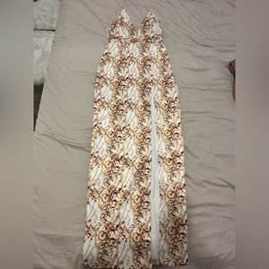 Meshki long Dress size small